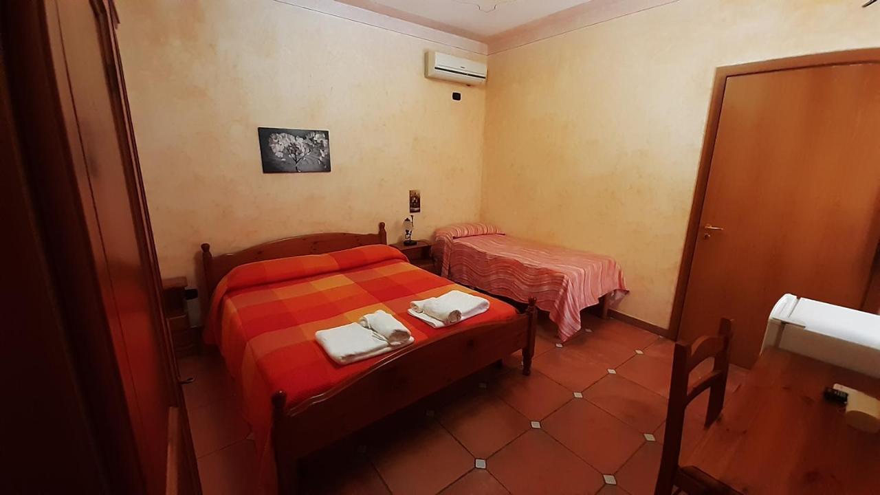 Agriturismo Pingitore Luzzi Buitenkant foto